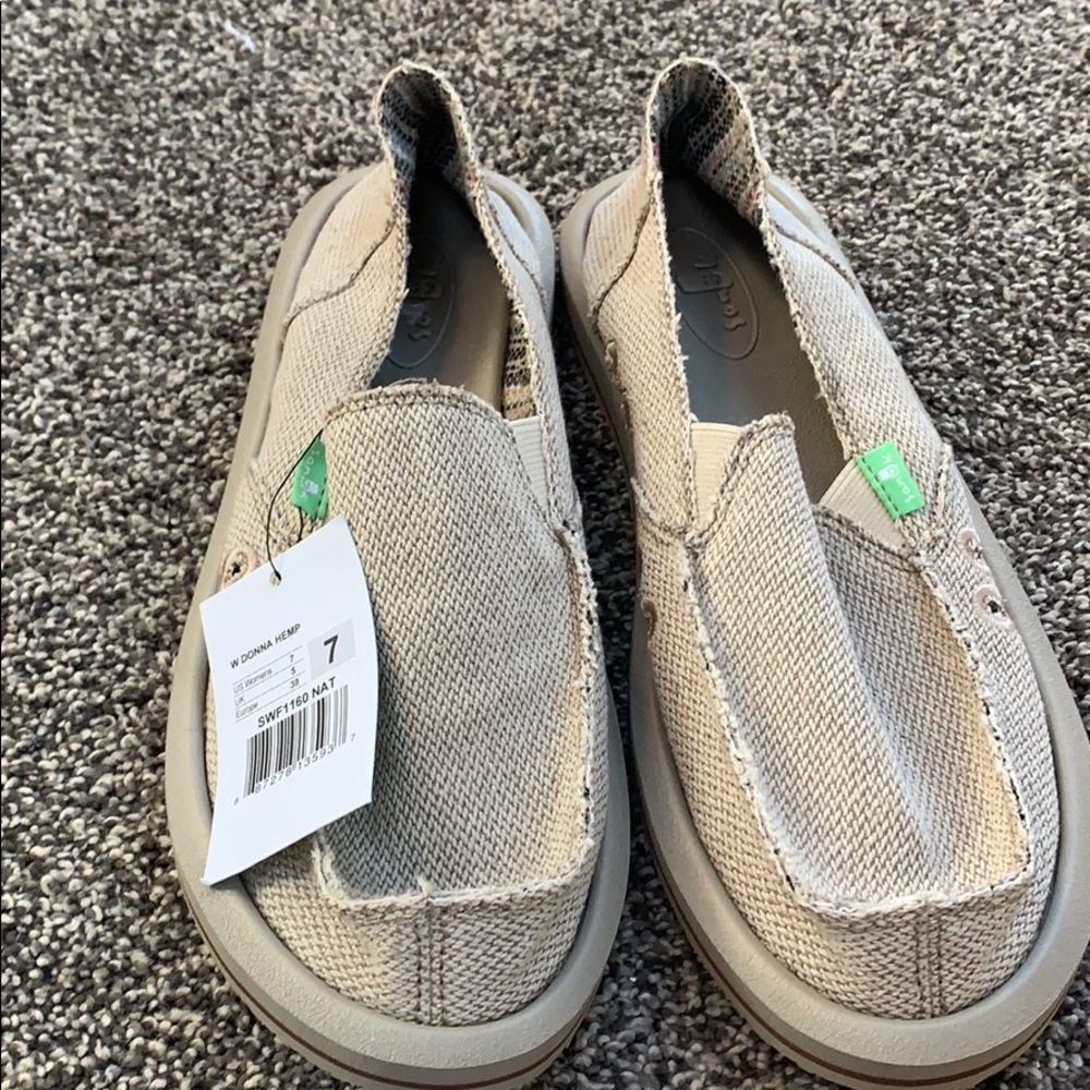 Women’s Sanuk slip ons